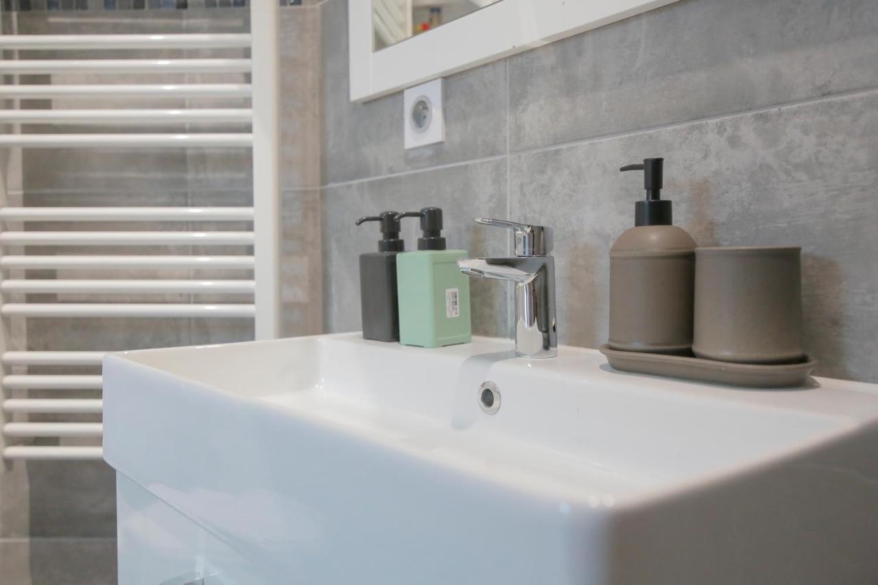 La Foret, T2 Hypercentre Chic Et Cosy, Wifi Par Sovalfi Apartment Saint-Etienne (Loire)